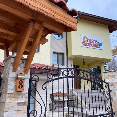 Kot Garden Guest House ساباريفا بانيا المظهر الخارجي الصورة