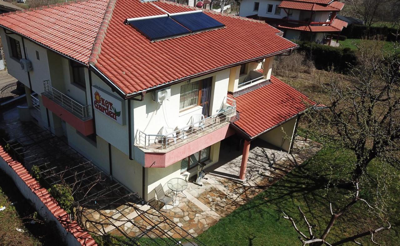 Kot Garden Guest House ساباريفا بانيا المظهر الخارجي الصورة