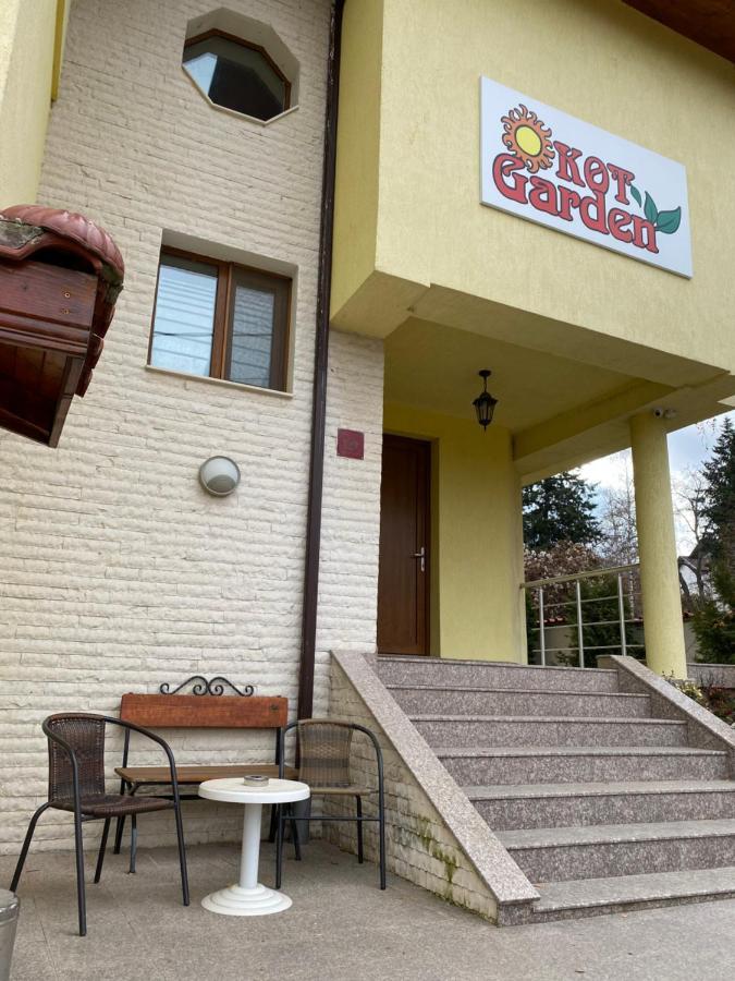 Kot Garden Guest House ساباريفا بانيا المظهر الخارجي الصورة