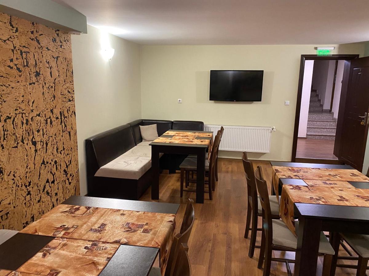 Kot Garden Guest House ساباريفا بانيا المظهر الخارجي الصورة