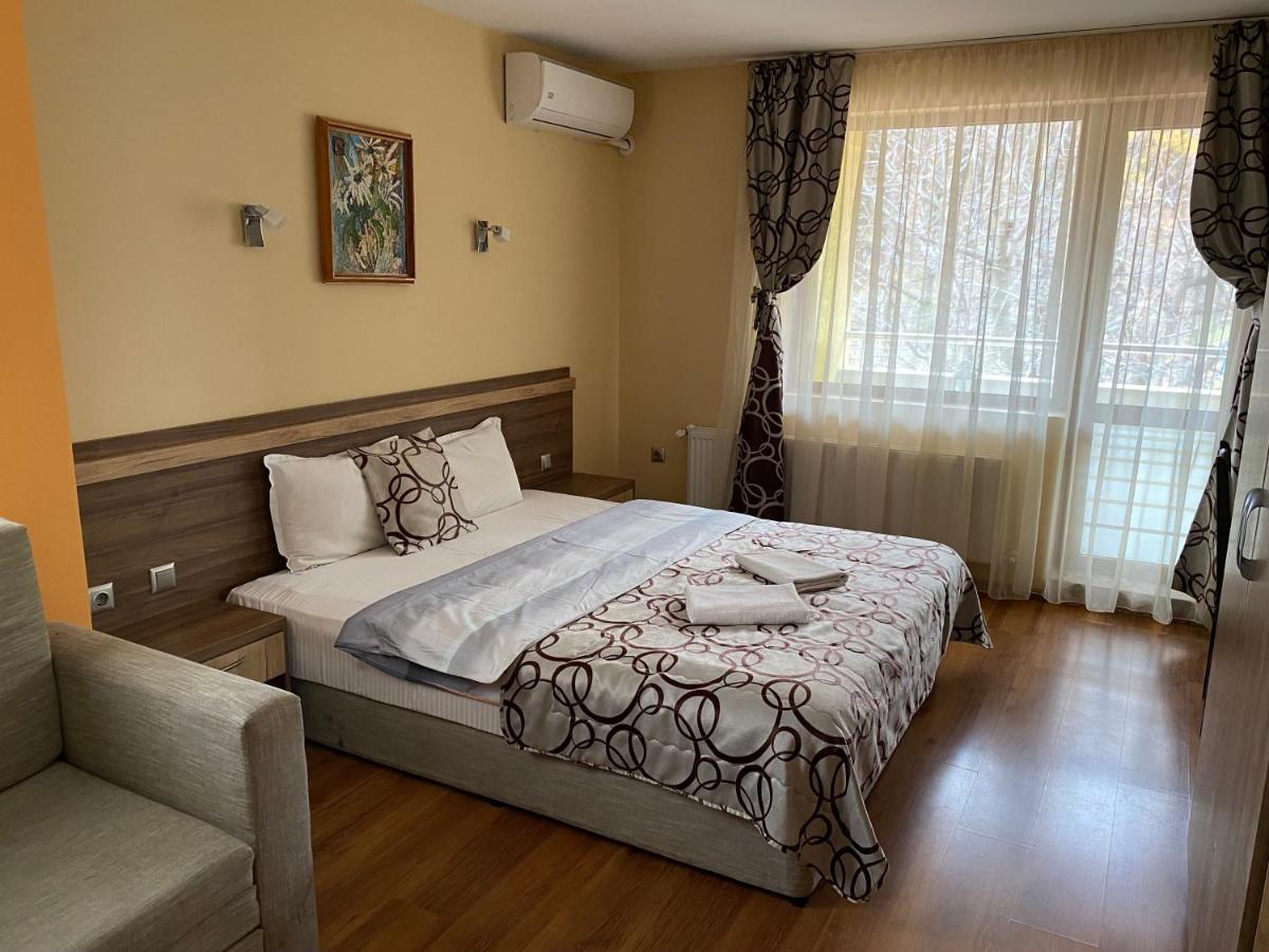 Kot Garden Guest House ساباريفا بانيا المظهر الخارجي الصورة