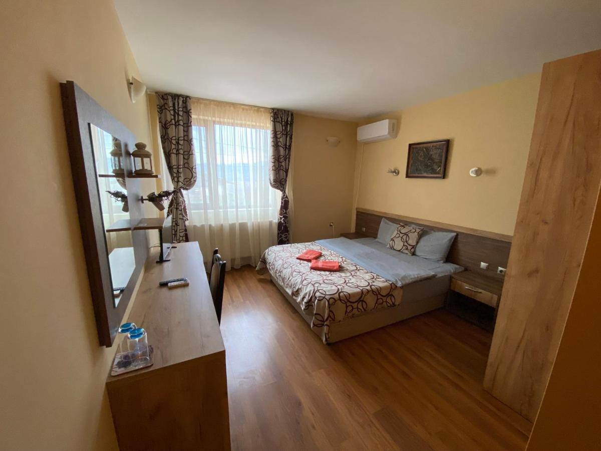 Kot Garden Guest House ساباريفا بانيا المظهر الخارجي الصورة