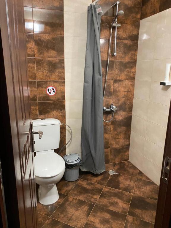 Kot Garden Guest House ساباريفا بانيا المظهر الخارجي الصورة